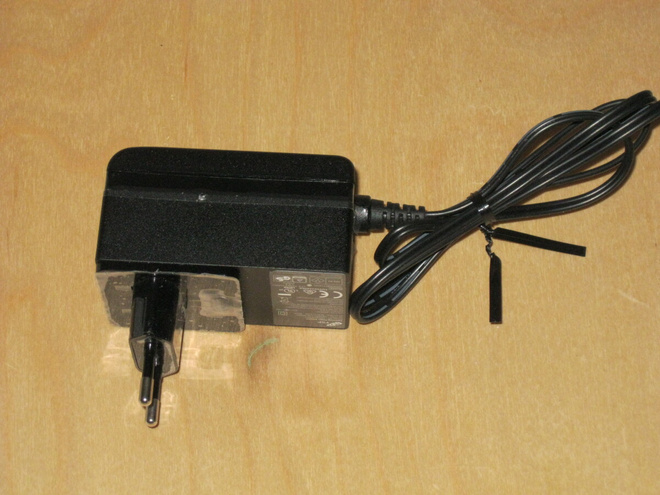 UUSIA MUUNTAJIA  20 KPL.  12V  3,34A.