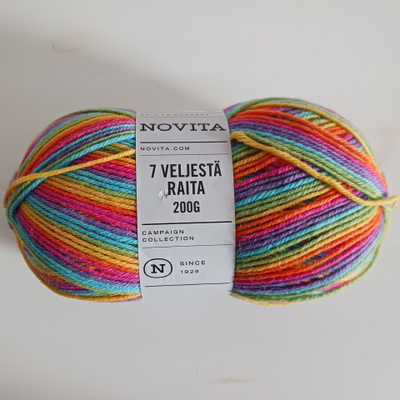 SATEENKAARI 7-veljestä Raita lanka 200 g • NOVITA OY