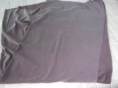 Joustoplyyssi pit. 155 cm, lev. 106 cm.