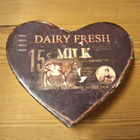 Sydämen mallinen peltinen rasia Dairy Fresh Milk - pikkukuva 1