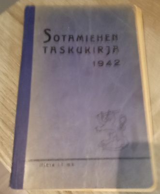 Sotamiehen Taskukirja 1942, Omis: Aarne Honkavaara Ilves