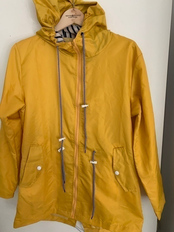 YELLOW JACKET TAKKI RAIN OUT KOKO L