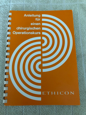 Ethicon: Kirurgian perusoppia. Saksa.