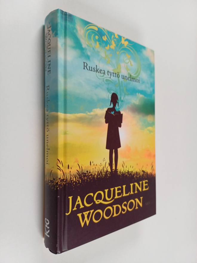 Jacqueline Woodson : Ruskea tyttö unelmoi