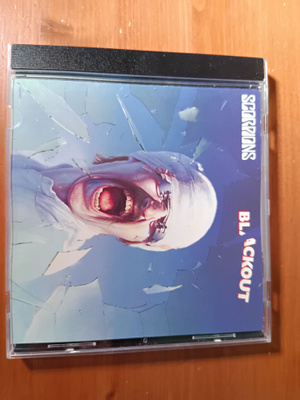 CD: Scorpions - Blackout