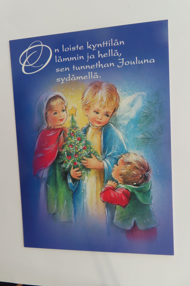 On loiste kynttilän lämmin ja.....  (ANKI)