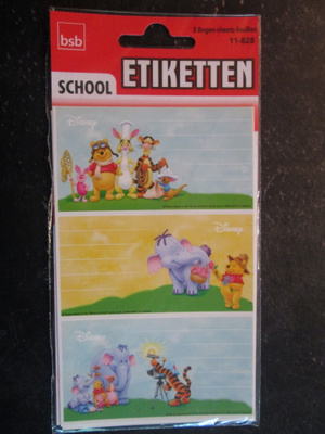 NALLE PUH KOULUTARRAT YHT. 9 ESIM. KOULUKIRJATARRAA