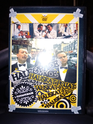 Dvd Hauskat pojat Hale & Pace 1. Tuotantokausi ( SIS POSTIKU