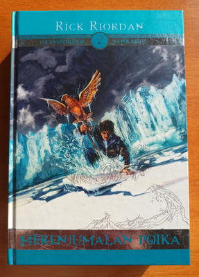 Rick Riordan: Merenjumalan poika, Otava 2012, 1.p.