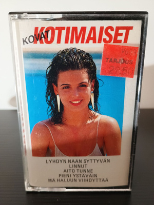 KOVAT KOTIMAISET C-KASETTI