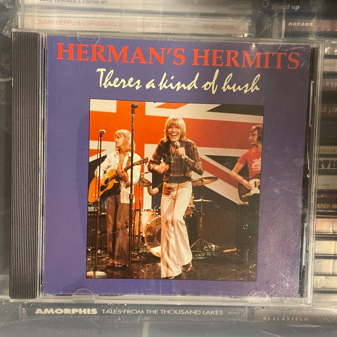 HERMAN’S HERMITS - There’s A Kind Of Hush cd