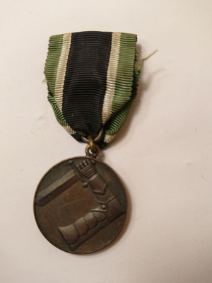 Suojeluskunnan ansiomitali