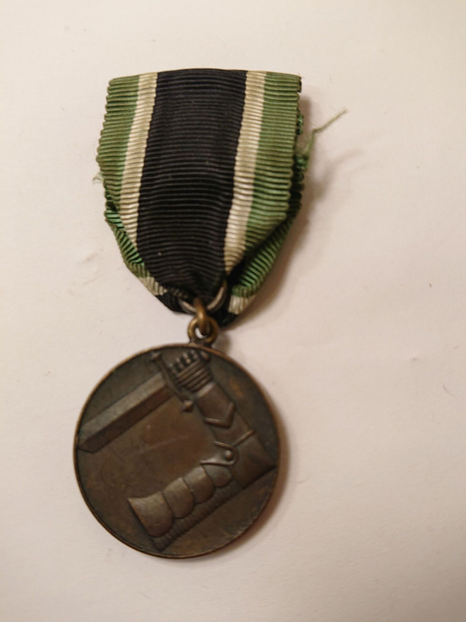 Suojeluskunnan ansiomitali