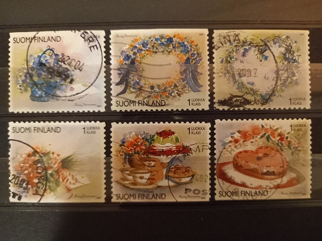 V53 YSTÄVYYDELLÄ Kukka-asetelmia sarja 2001 o