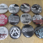 RINTANAPPISETTI 25mm x 12kpl - PUNK HARDCORE SKA - pikkukuva 1