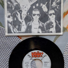 7" Veltto Virtanen: Hellsinki, Hellsinki, Hellsinki / Tässä - pikkukuva 2