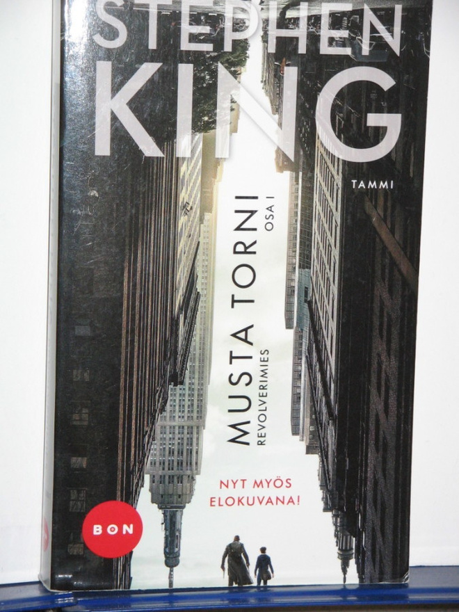 Stephen King : Musta torni I  REVOLVERIMIES