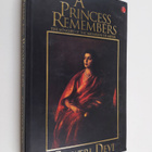 Gayatri Devi : A princess remembers : the memoirs of the ... - pikkukuva 1