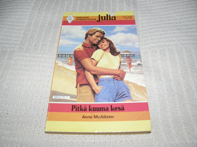 Julia Harlekin romantiikkaa nro 397