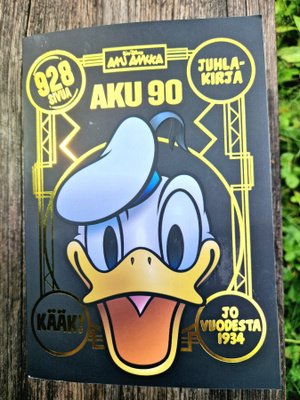 Taskarin spesiaali Aku 90 Juhlakirja