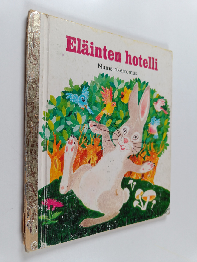 Barbara Steincrohn Davis : Eläinten hotelli : Numerokertomus