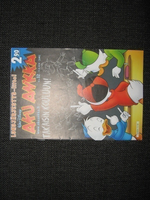 Walt Disney*Aku Ankka N:o 32/2010 Liitteenä lukujärjestys