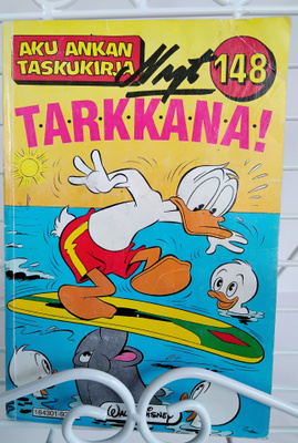 Aku Ankka taskukirja 148 Nyt tarkkana!