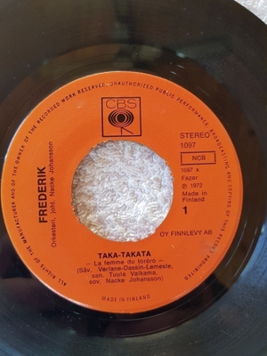Frederik – Taka-Takata / Vaihda Jo Tyylisi 7" single