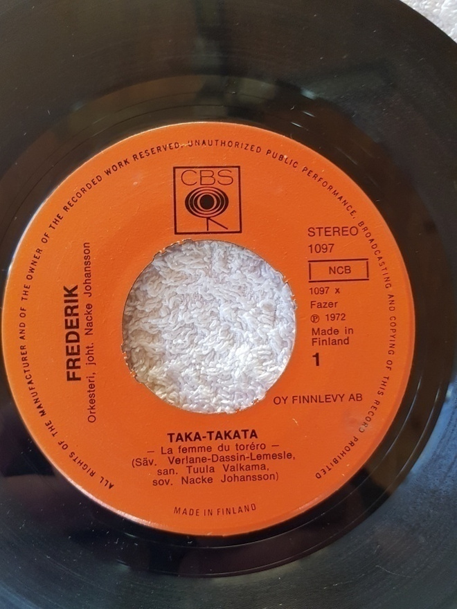 Frederik  – Taka-Takata / Vaihda Jo Tyylisi 7" single