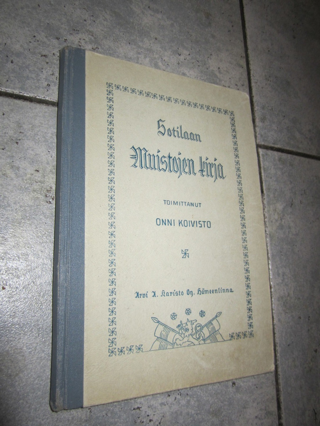 sotilaan muistojen kirja ( osittain täytetty )