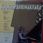 J. KARJALAINEN.. - KOOKOSPÄHKINÄKITARA FIN -87  M-/M- LP - pikkukuva 2