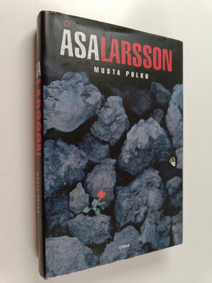 Åsa Larsson : Musta polku