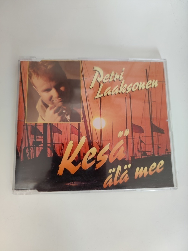 Petri Laaksonen; Kesä älä mee (CDS)