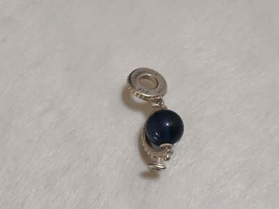 Hopea  Pandora Murano Wonderful World Blue Globe Charm
