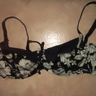 Dorina- 85 E bikinit yläosa kukkakuosi - pikkukuva 1