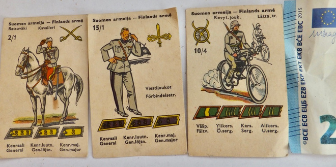 3 VANHAA Pelikorttia? tms Sotilasaihe 1920-l