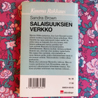 Sandra Brown: "Salaisuuksien verkko" - pikkukuva 2