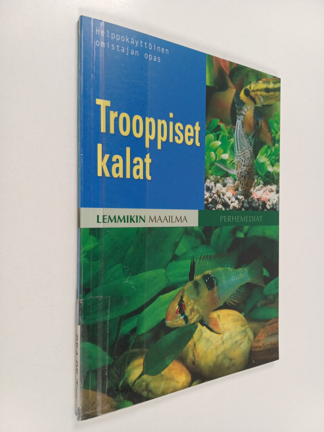 Noora Komulainen : Trooppiset kalat