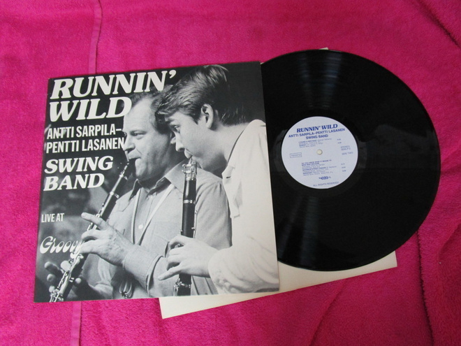 RUNNIN`WILD - antti sarpila & pentti lasanen swing band