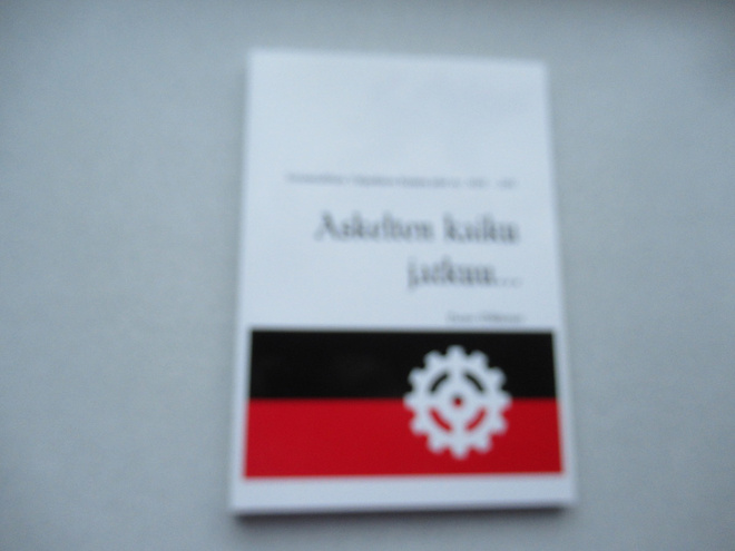 PERTTI NIEMINEN:  Askelten kaiku jatkuu...