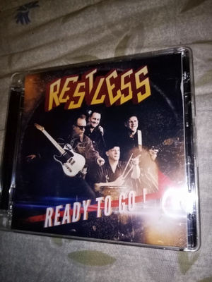 CD RESTLESS : READY TO GO ( SIS POSTIKULU )