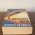 Iron Sunrise (Charles Stross, pehmeäkantinen) - pikkukuva 4