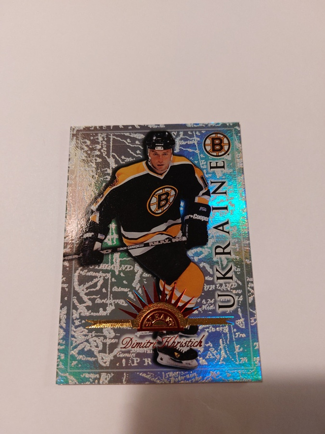 97-98 Leaf International Un. Ice #29 Dimitri Khristich /250