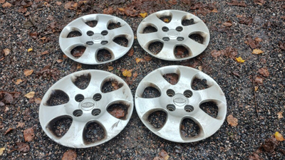 Kia 15" koristekapselit