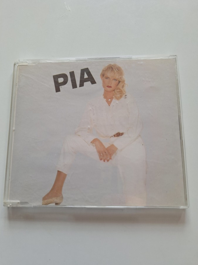 Pia Nykänen-Tähtikirkas Yö CDS