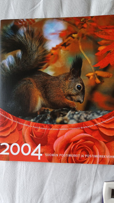 Suomen postimerkit ja postimerkkivihkot 2004