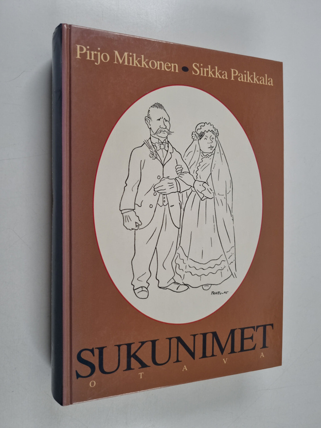 Pirjo Mikkonen ym. : Sukunimet