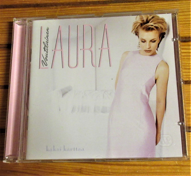 Laura Voutilainen: Kaksi karttaa cd