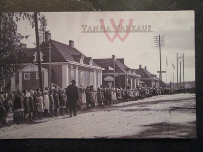 KULKEMATON VANHA VARKAUS RELANDER VARKAUDESSA 1925