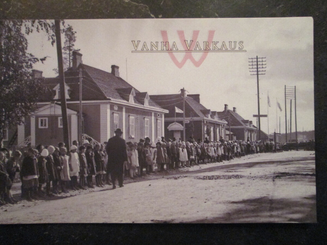 KULKEMATON VANHA VARKAUS RELANDER VARKAUDESSA 1925
